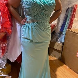 Women’s dress gown plus size